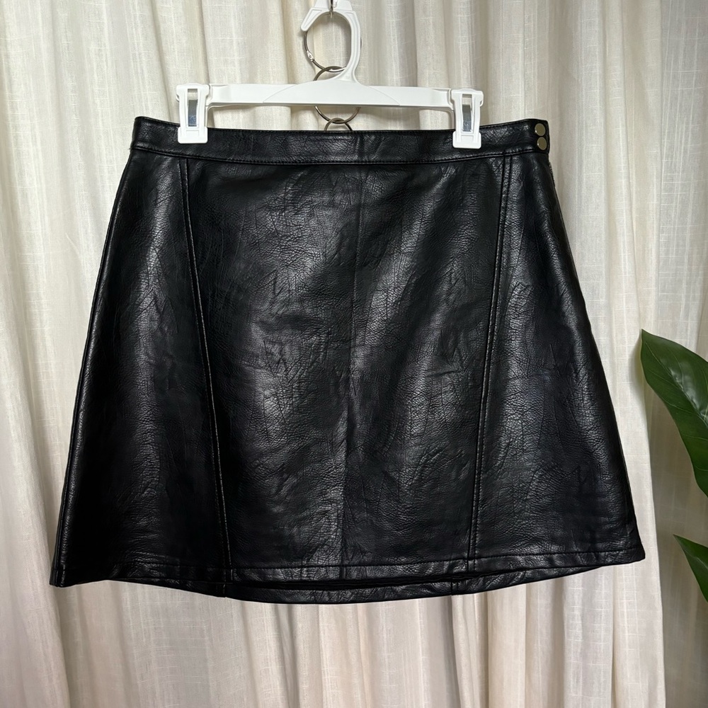 Zara Black Faux Leather Mini Skirt